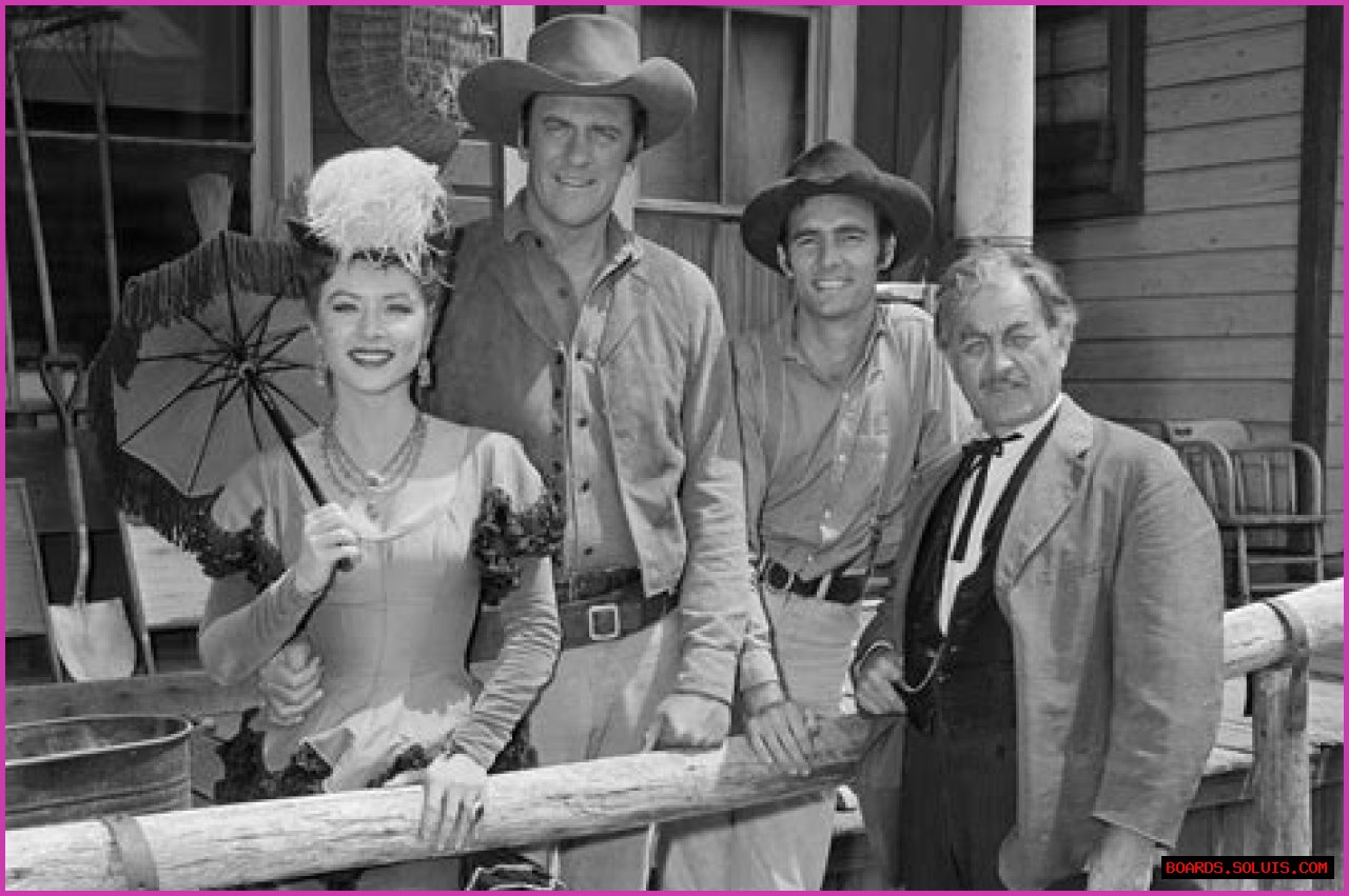 Did James Arness and Dennis Weaver get along?